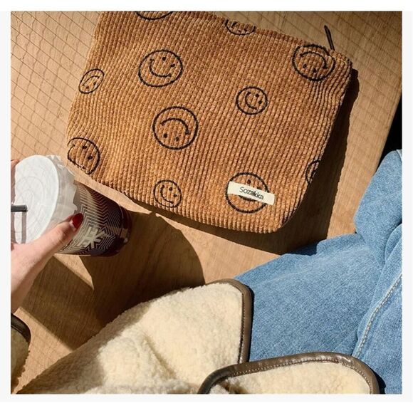 NEW Cosmetic Bags Corduroy Makeup Bag Smile Dots Brown W/ Charms - Picture 5 of 5